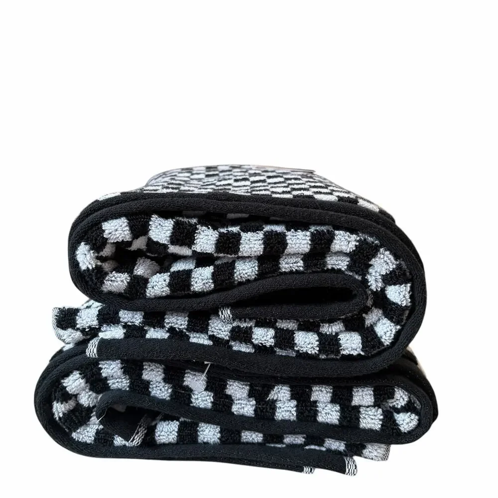 Set of 2 Chic Black & White Checkered Bath Towels 100% Zero Twist Cotton NEW